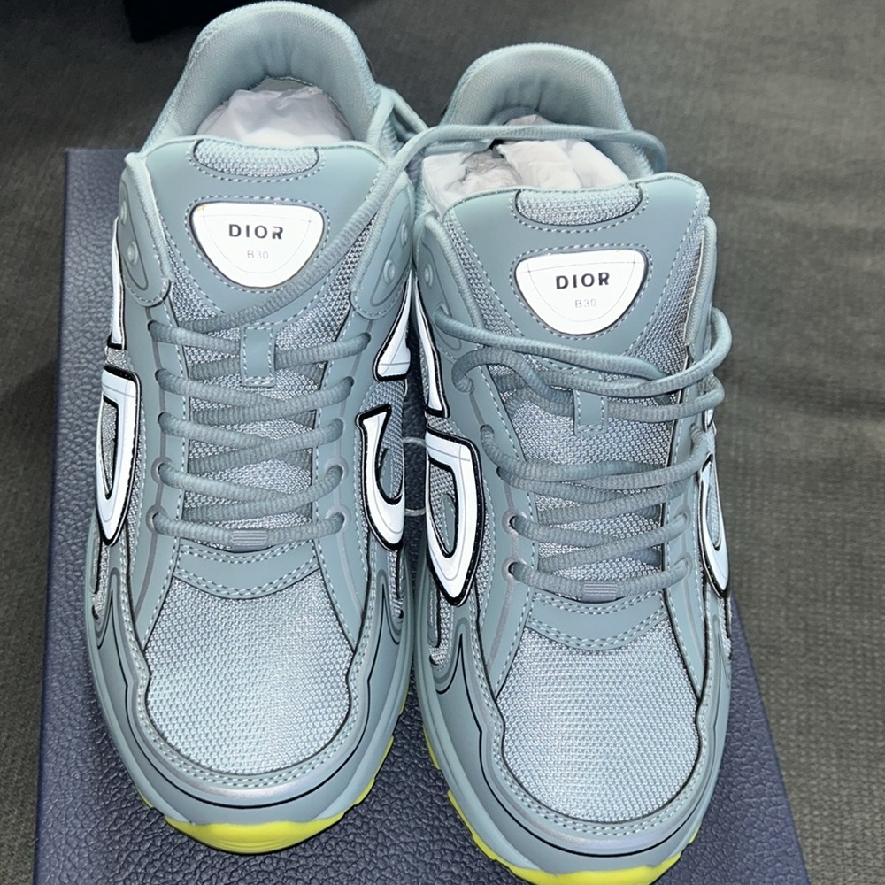 COPY - Dior B30 Sneakers - Picture 3 of 7
